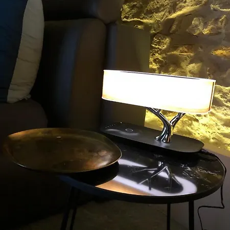 Jaccuzi & Des Caves Stanislas Νανσύ