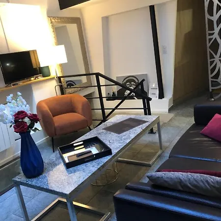 Jaccuzi & Des Caves Stanislas Apartamento *