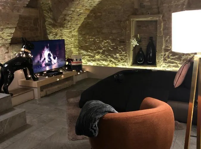 Apartment Jaccuzi & Des Caves Stanislas