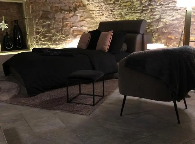 Apartment Jaccuzi & Des Caves Stanislas